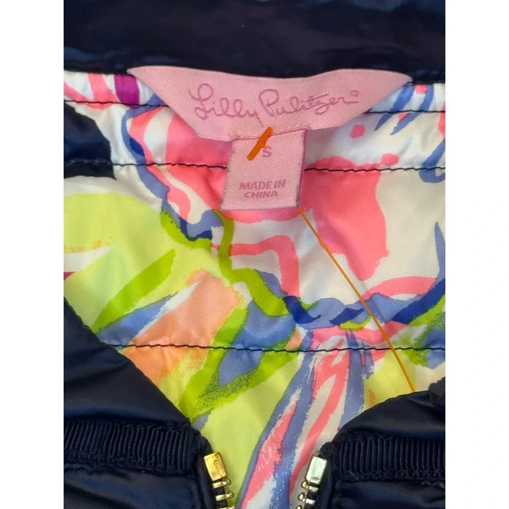 Lilly Pulitzer Navy Puffer Vest Floral Lining Down Fill Gold Tassel Small GUC